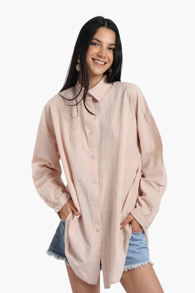 قميص أوفر سايز طويل بأكمام طويلة – بيچ فاتح
